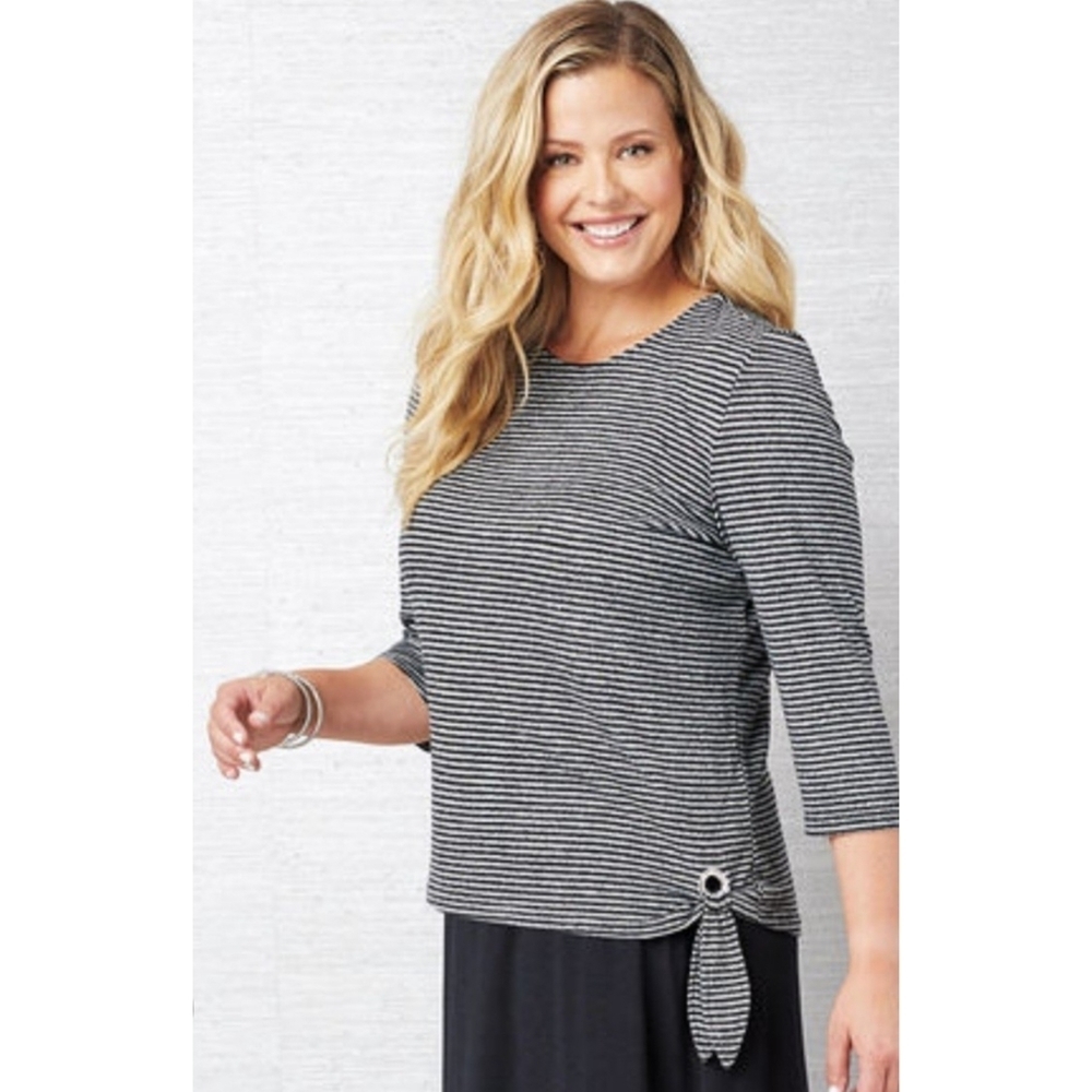 C.D. Daniels Striped Side Tie top Black & White Size 1X